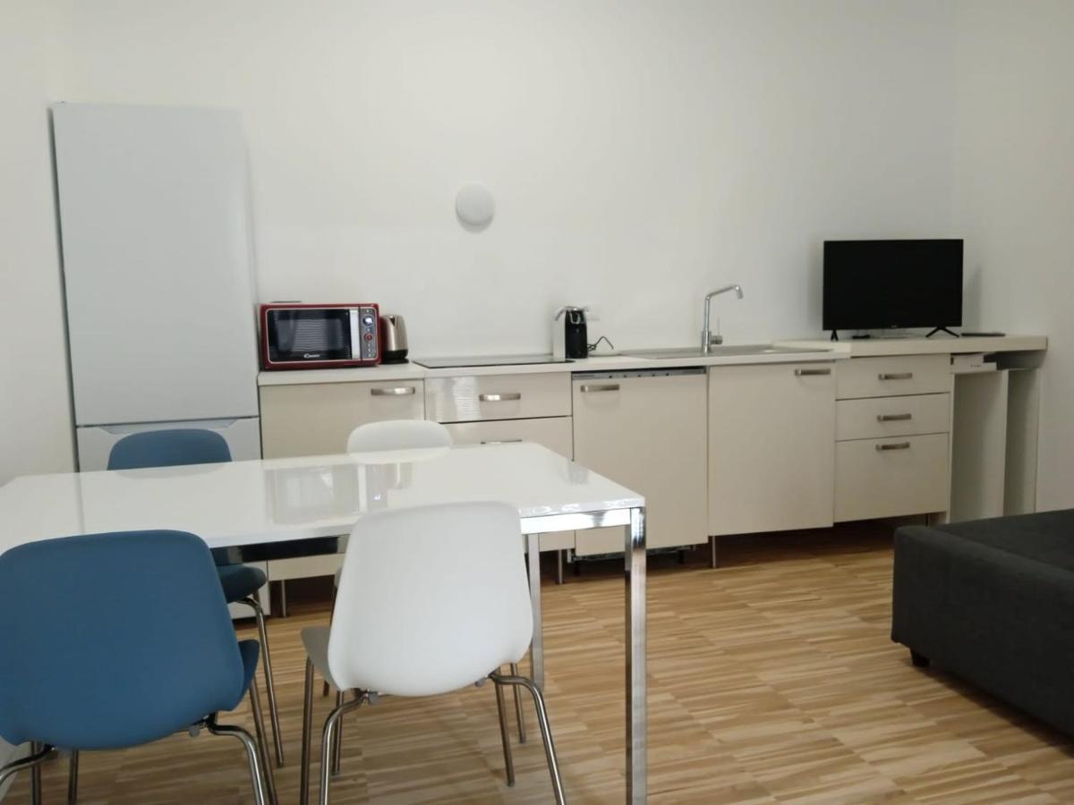 Apartment Via D'Apulia 11 밀라노 외부 사진